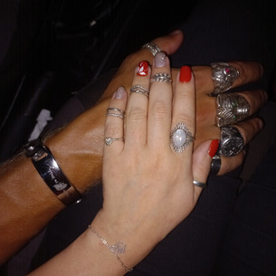 Casal Chama Gemea