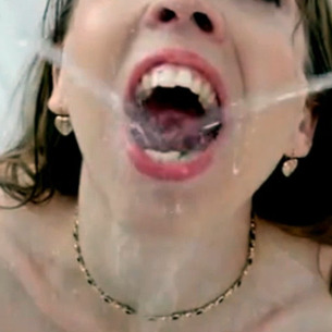 I Want Piss Drinking